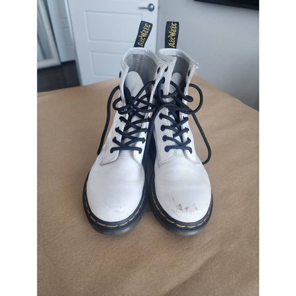 Dr. Martens White Patent Leather Lace Up Boots Women Sz 7 - Picture 7 of 7